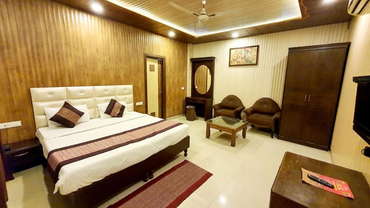 Hotel Amritsar Inn Exterior photo